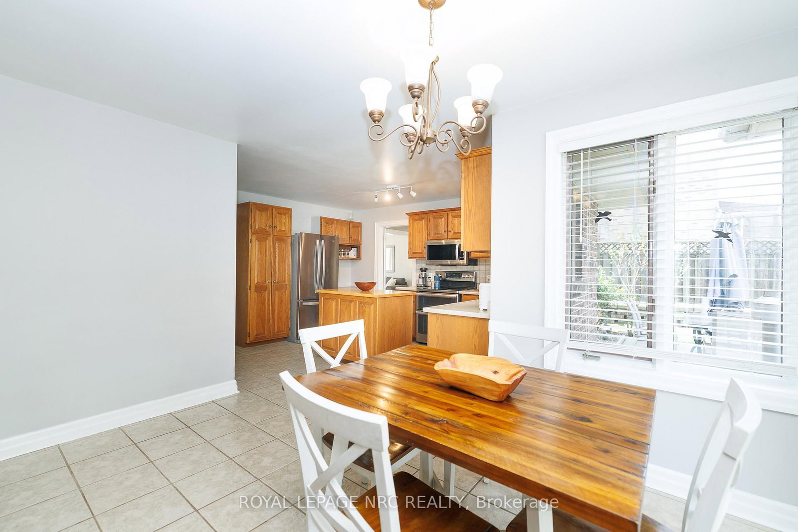 Detached House for sale at 9 Nursery Lane, Pelham, Ontario, L0S 1E1 - Fonthill - MLS: X13022558