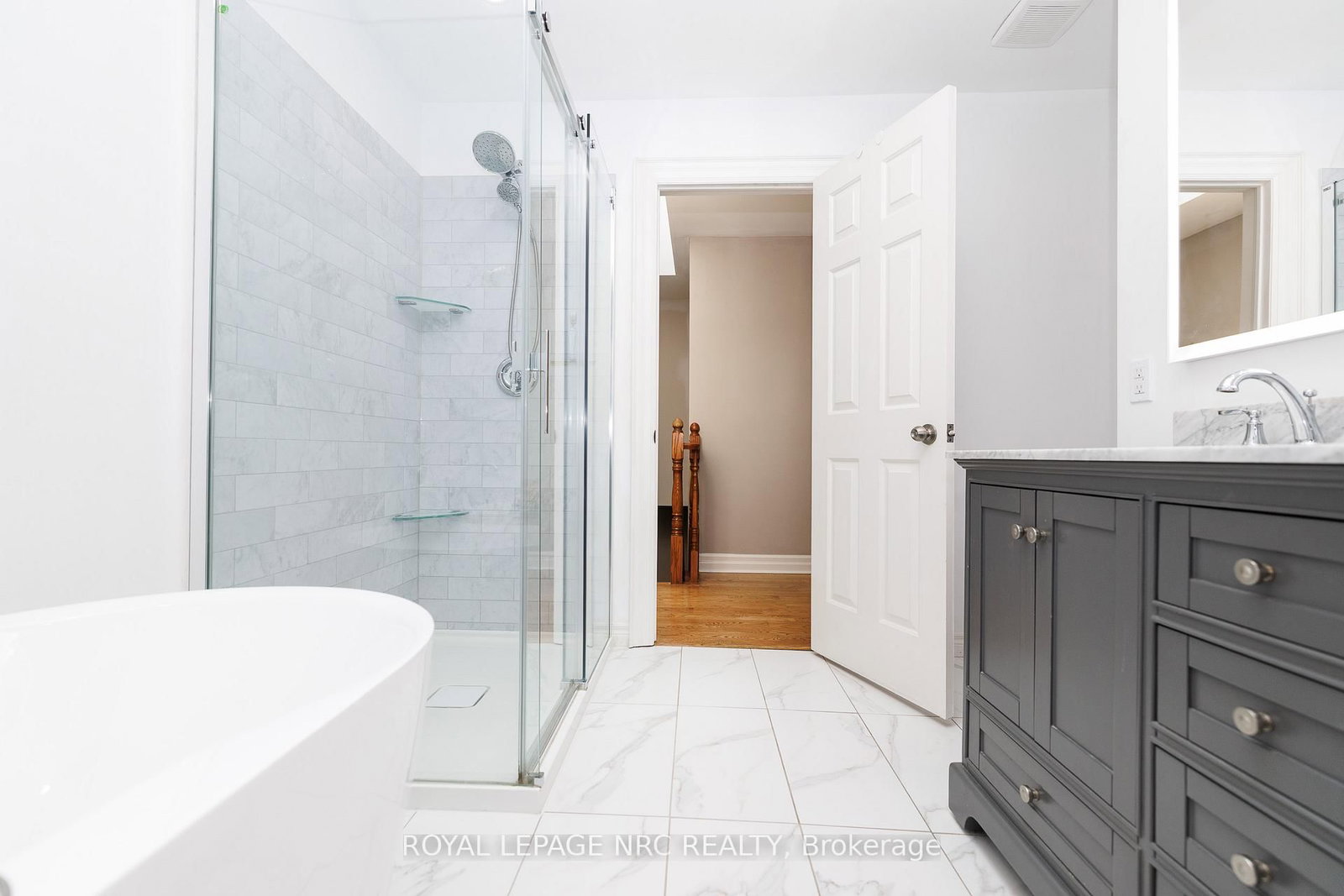 Detached House for sale at 9 Nursery Lane, Pelham, Ontario, L0S 1E1 - Fonthill - MLS: X13022558