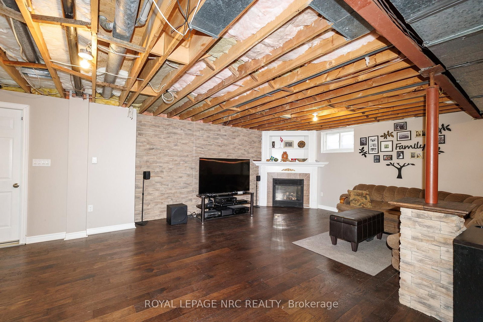 Detached House for sale at 9 Nursery Lane, Pelham, Ontario, L0S 1E1 - Fonthill - MLS: X13022558