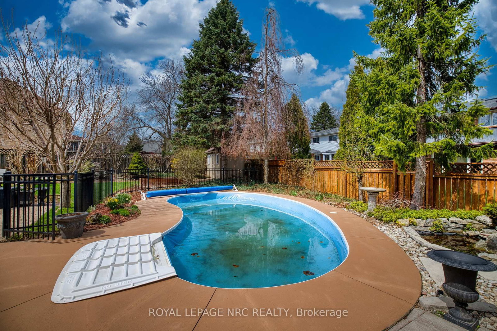 Detached House for sale at 9 Nursery Lane, Pelham, Ontario, L0S 1E1 - Fonthill - MLS: X13022558