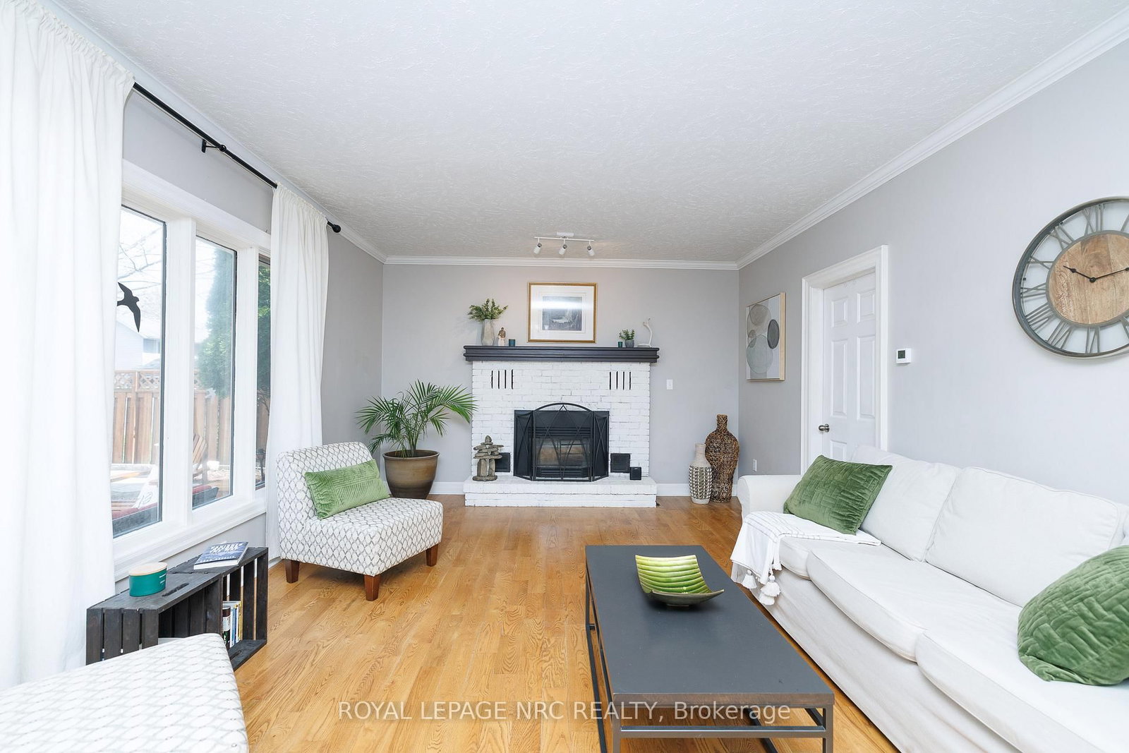 Detached House for sale at 9 Nursery Lane, Pelham, Ontario, L0S 1E1 - Fonthill - MLS: X13022558