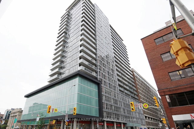 2306 - 324 Laurier Avenue W