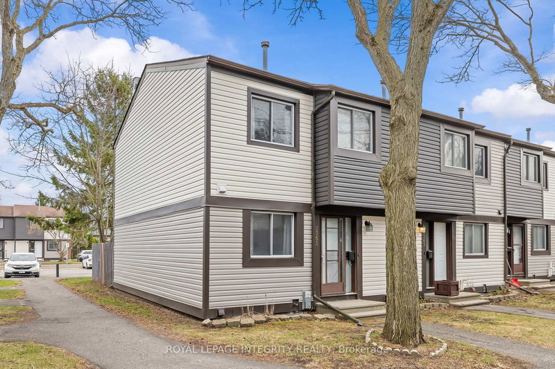 3565 Aladdin Lane, Ottawa, K1T 1E1 | Image 2