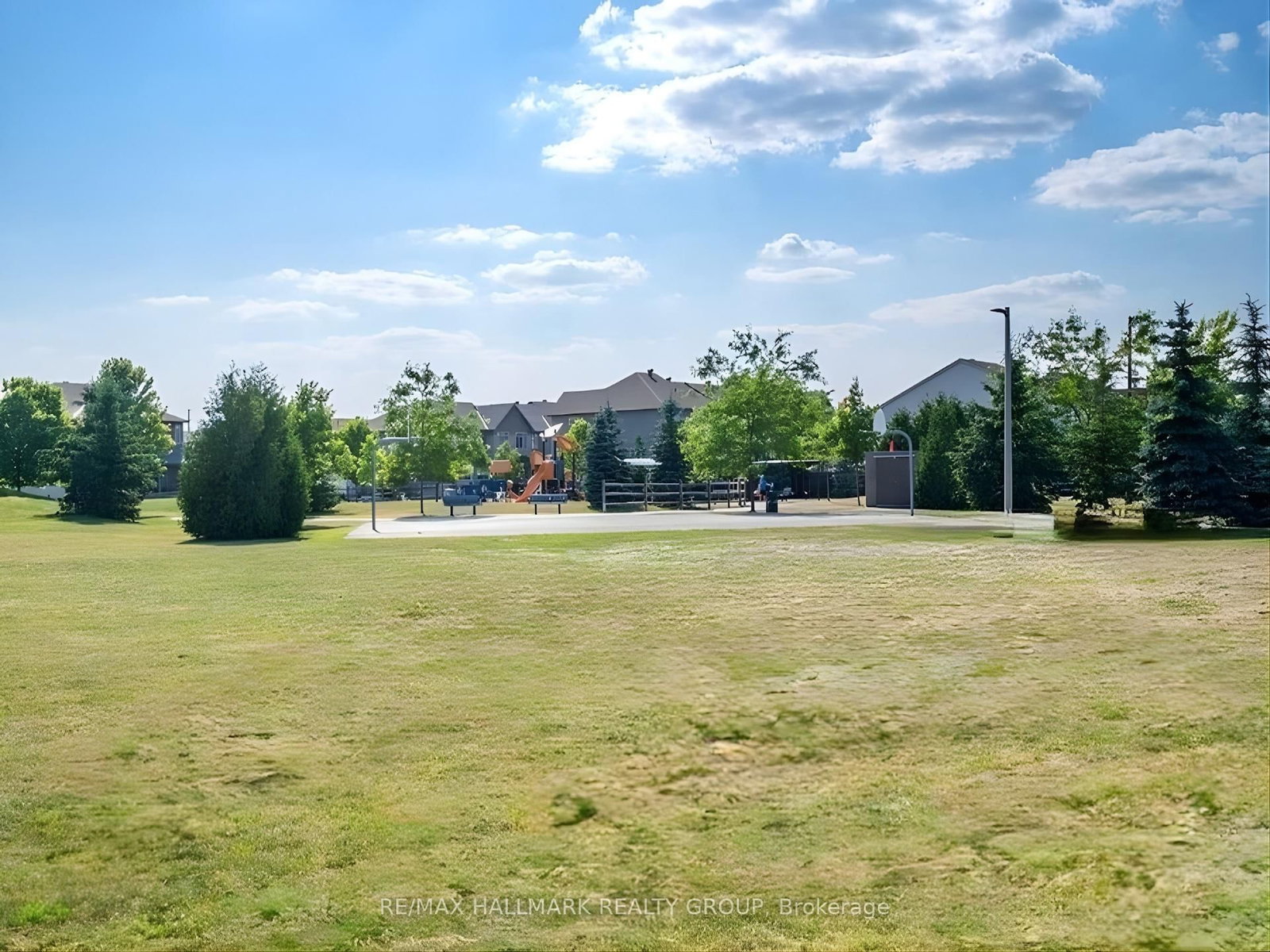 300 Tulum Crescent, Unit i - Photo 24