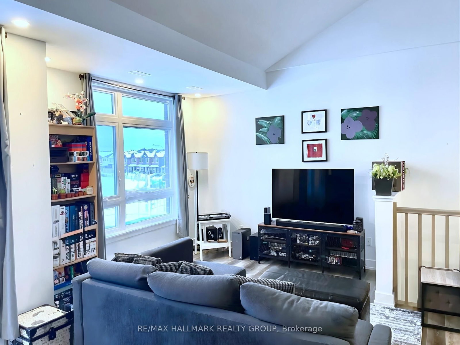 300 Tulum Crescent, Unit i - Photo 7