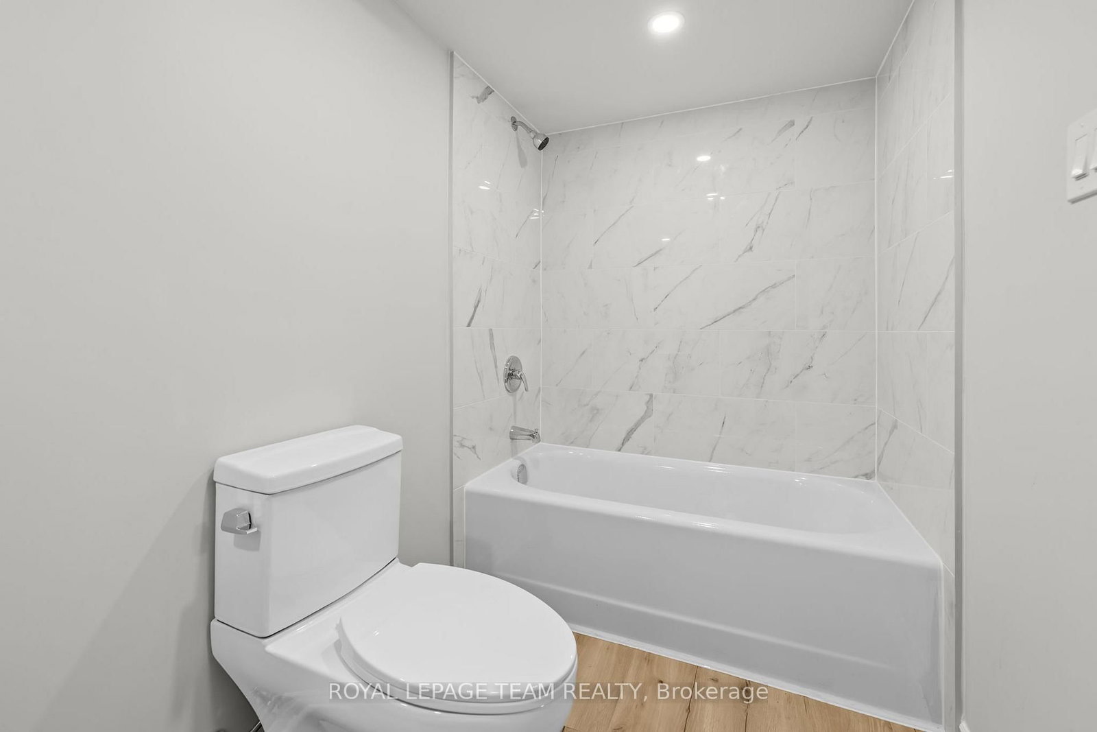 1420 Hayes Street, Unit A - Photo 12