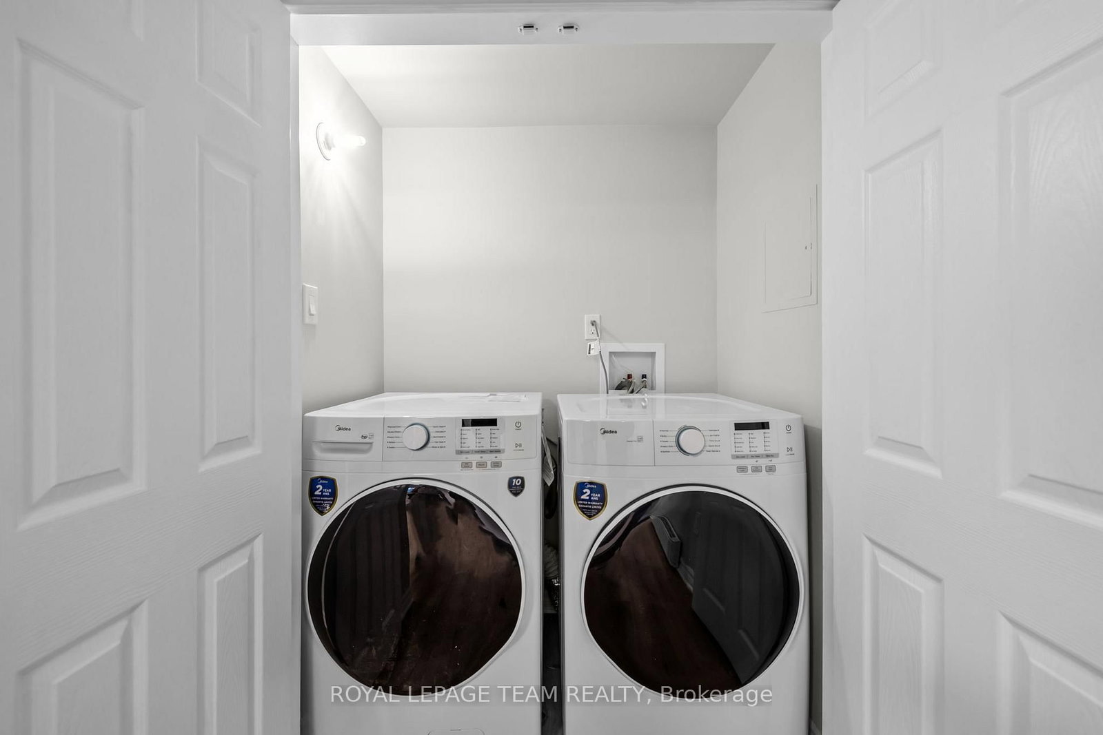 1420 Hayes Street, Unit B - Photo 10