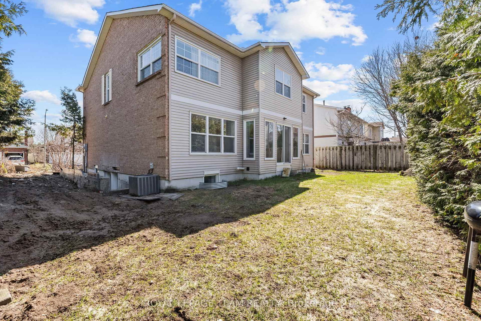 1420 Hayes Street, Unit B - Photo 11