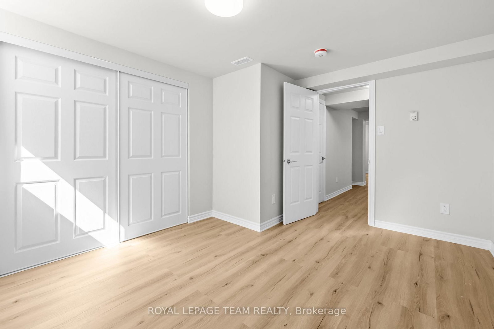 1420 Hayes Street, Unit B - Photo 7