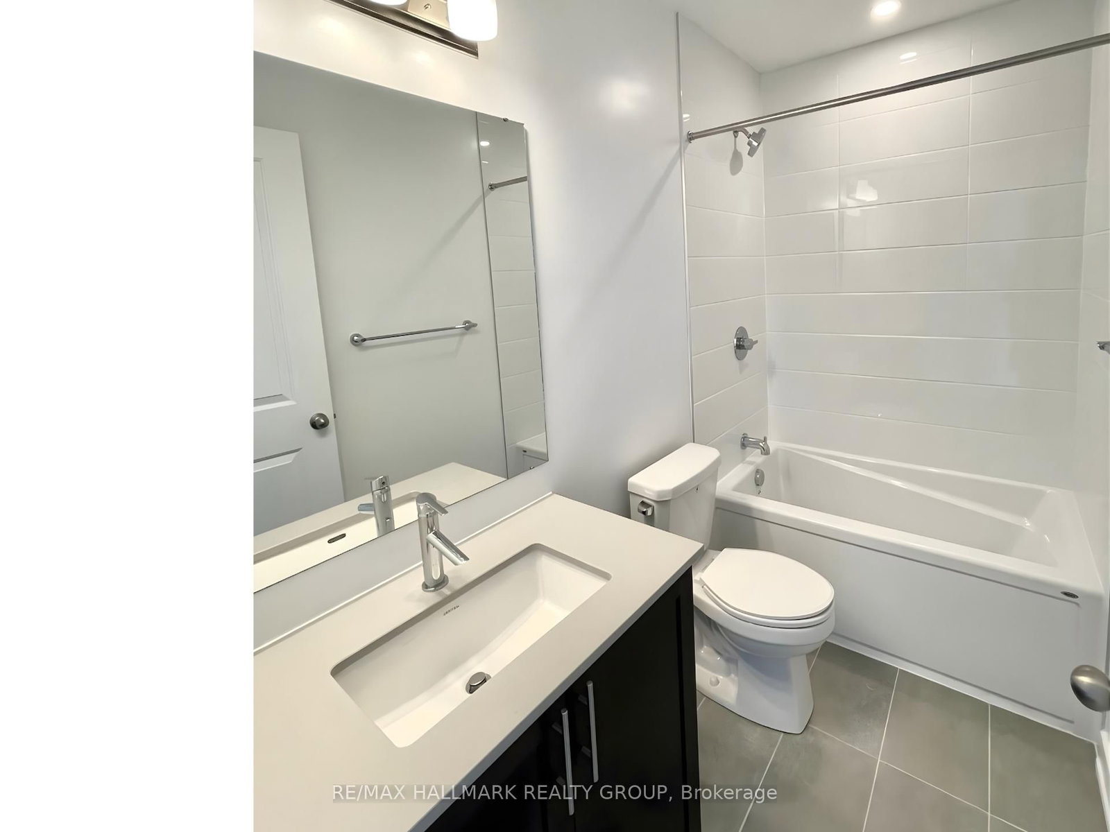 300 Tulum Crescent, Unit i - Photo 14