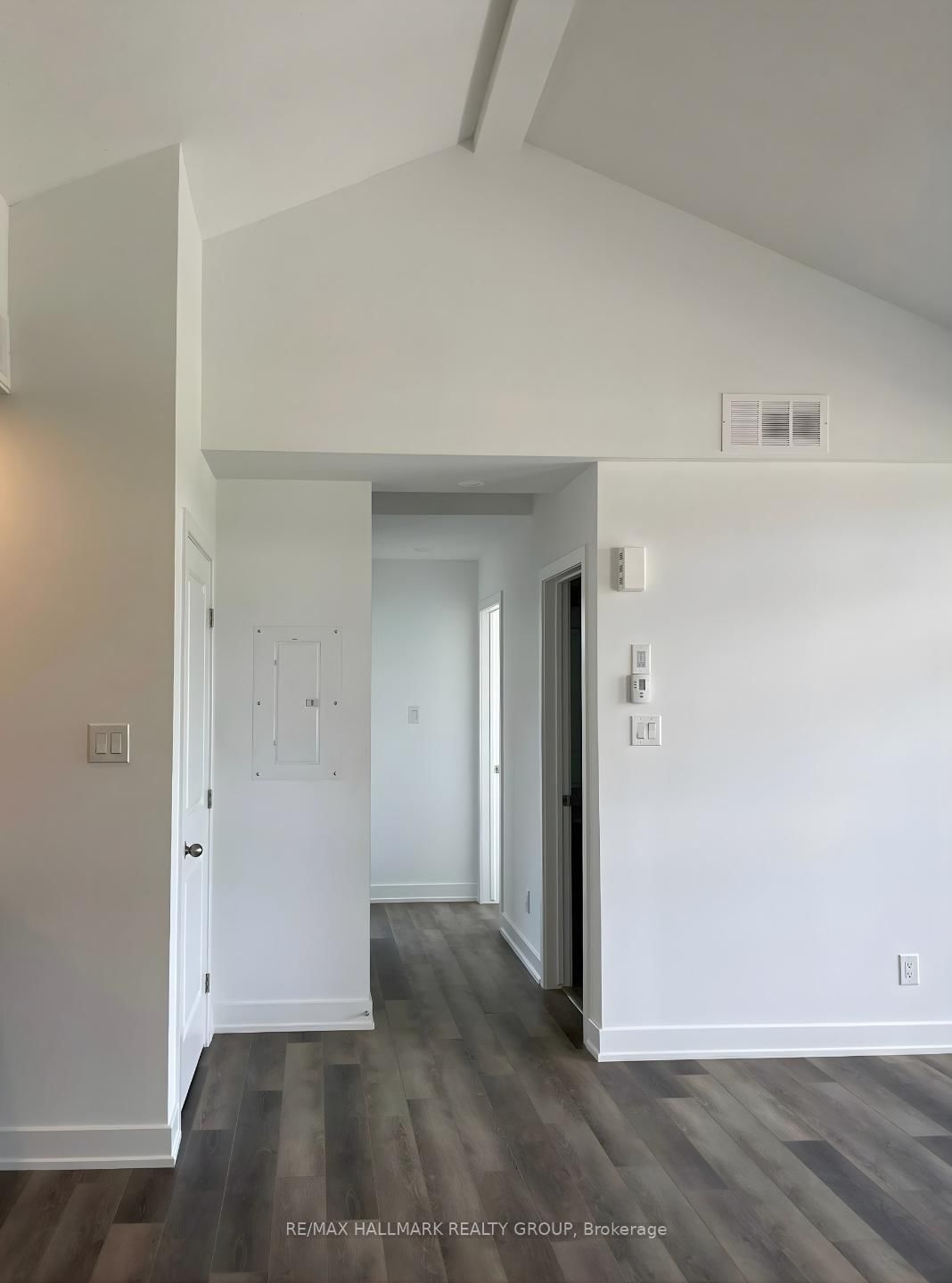 300 Tulum Crescent, Unit i - Photo 9