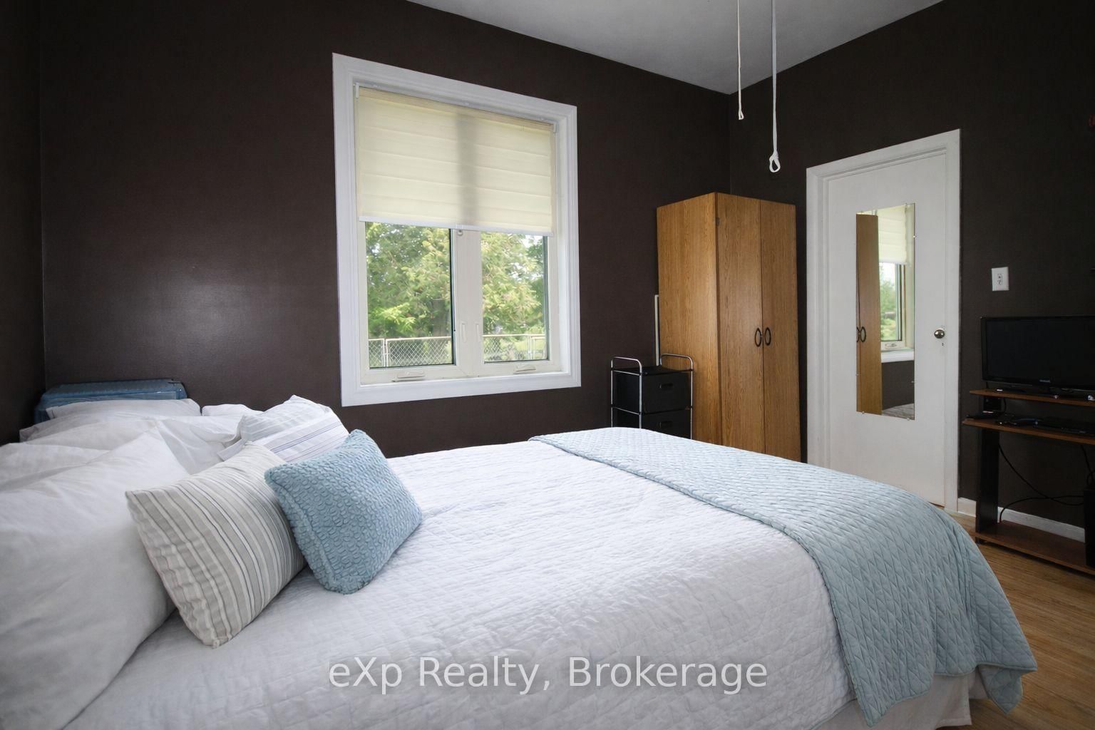 125 Lake Drive • West Grey, ON photo 25