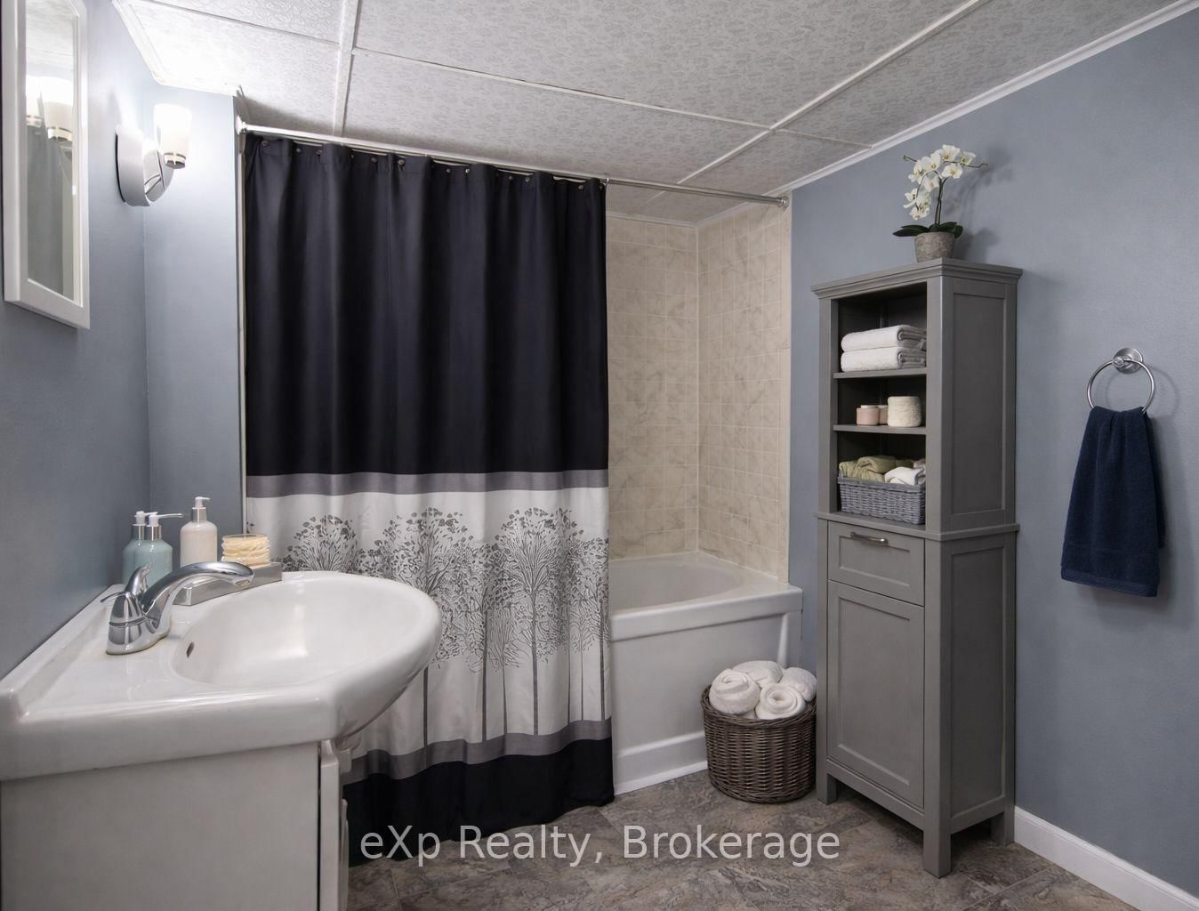 125 Lake Drive • West Grey, ON photo 30