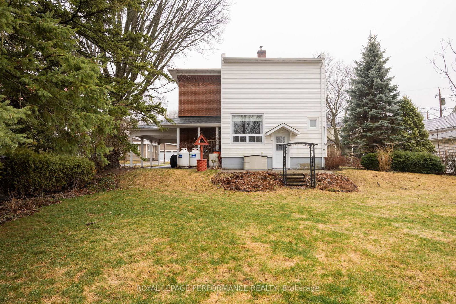 11 Peter Street • North Glengarry, ON photo 27