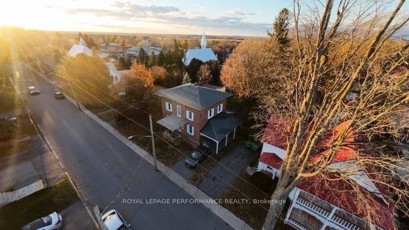 11 Peter Street • North Glengarry, ON photo 34