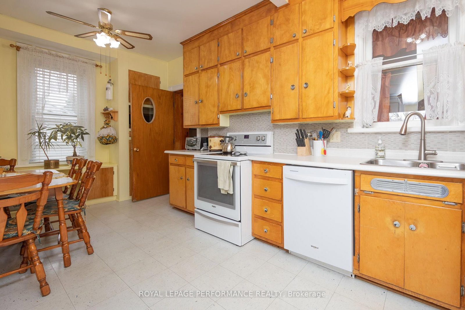11 Peter Street • North Glengarry, ON photo 9