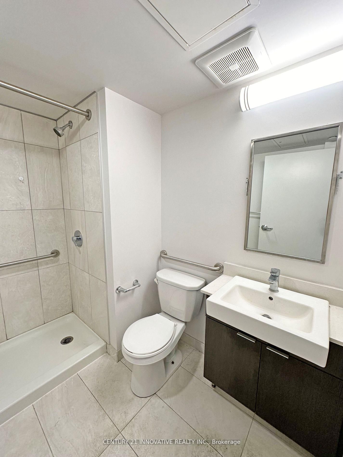 105 Champagne Avenue S, Unit 1517 - Photo 16