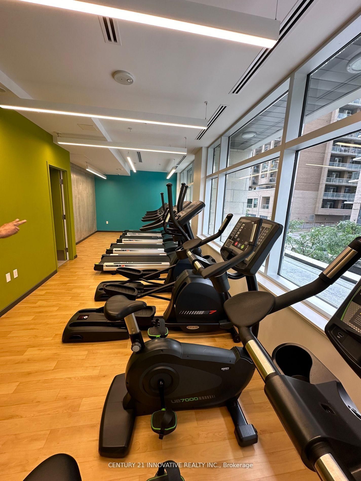 105 Champagne Avenue S, Unit 1517 - Photo 21