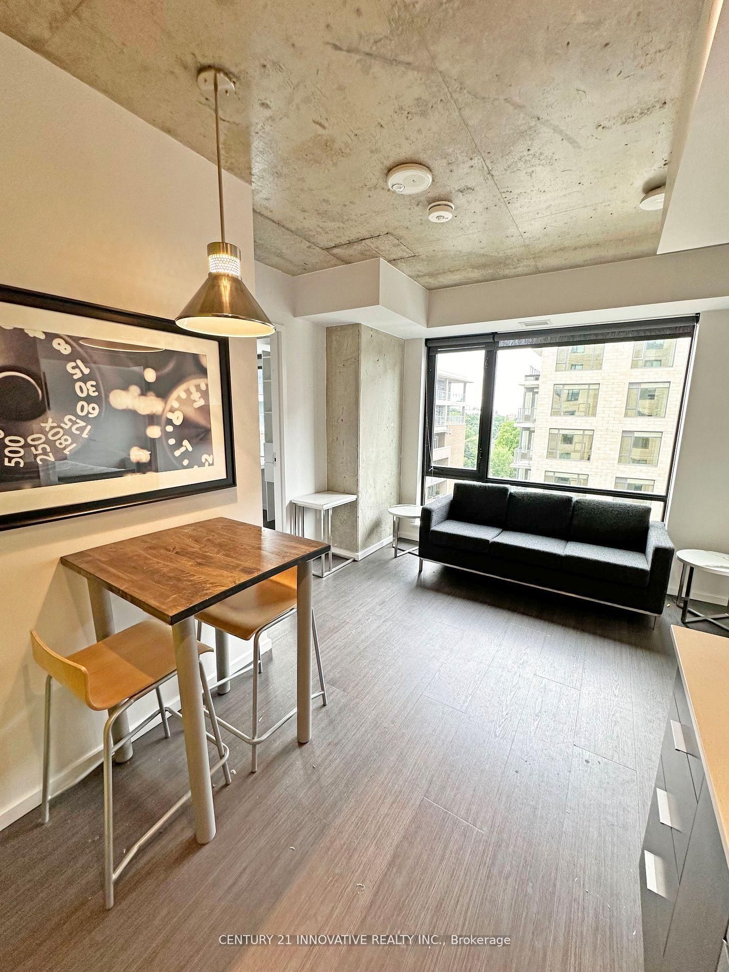 105 Champagne Avenue S, Unit 1517 - Photo 4