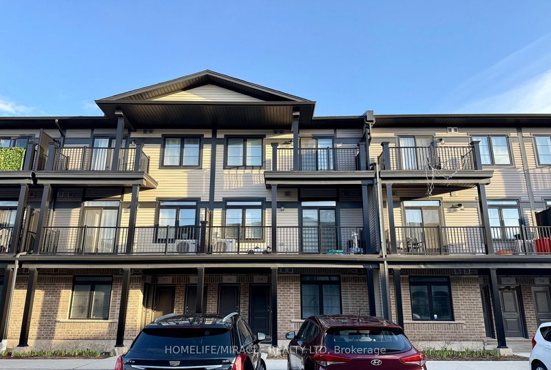 68 Lomond Lane, Kitchener, N2R 0T6 | Image 2