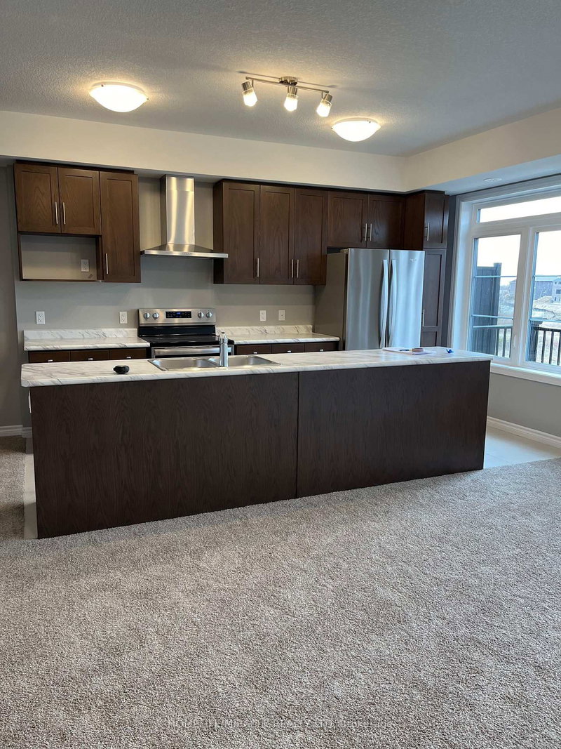 68 Lomond Lane, Kitchener, N2R 0T6 | Image 3