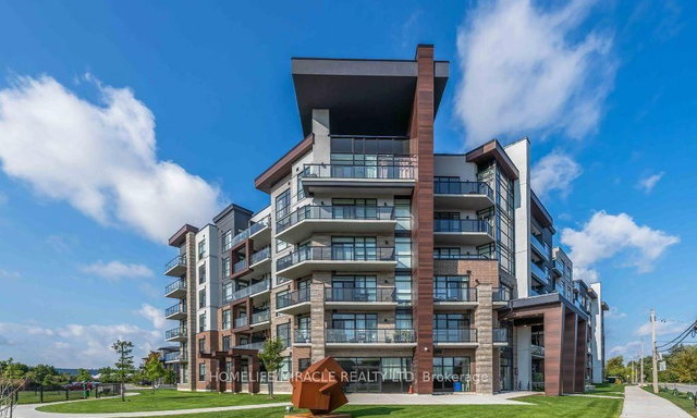 510 - 600 North Service Road