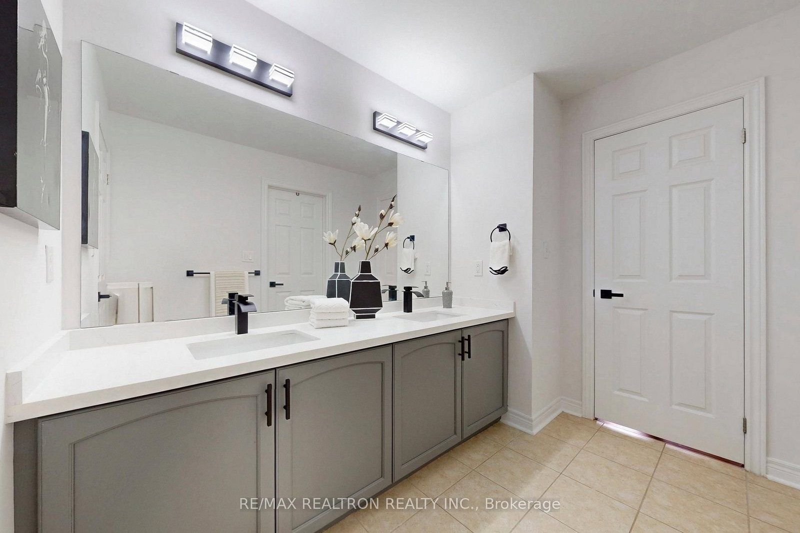 63 Pieter Vos Drive - Photo 21