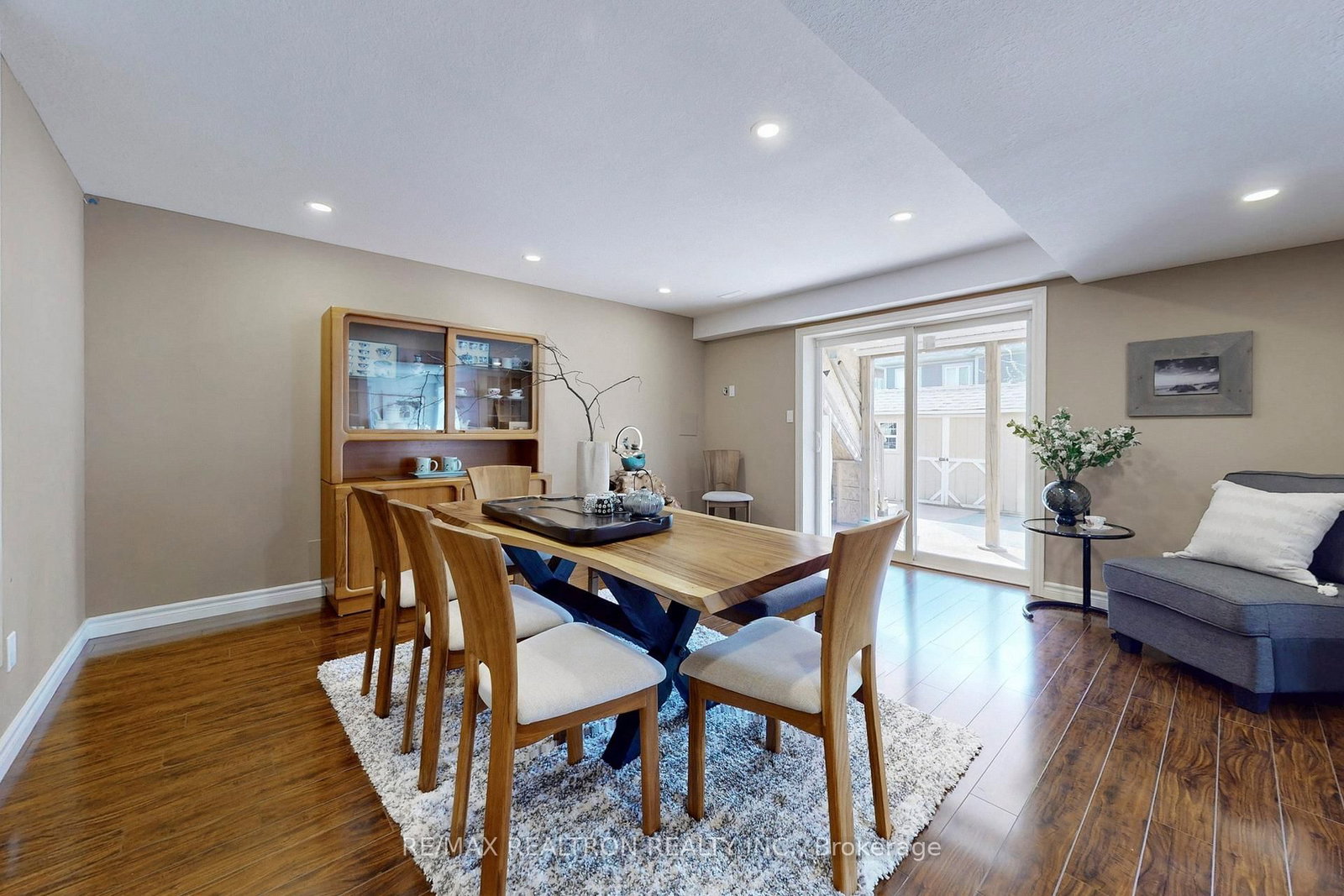 63 Pieter Vos Drive - Photo 32