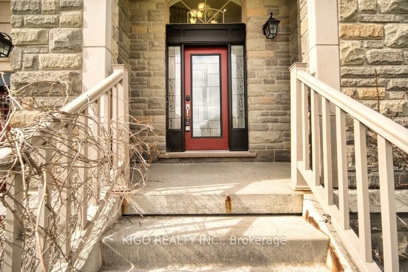 548 Wasaga Crescent - Photo 3