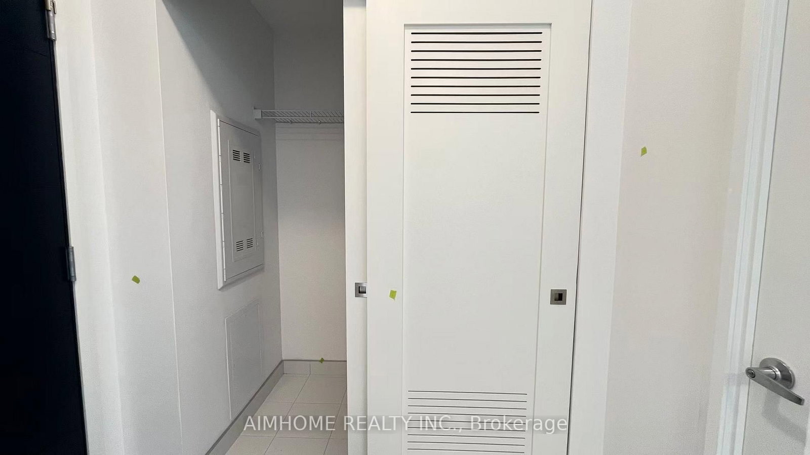 75 James Street S, Unit 1520 - Photo 10