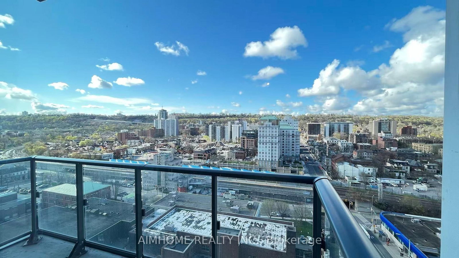 75 James Street S, Unit 1520 - Photo 4