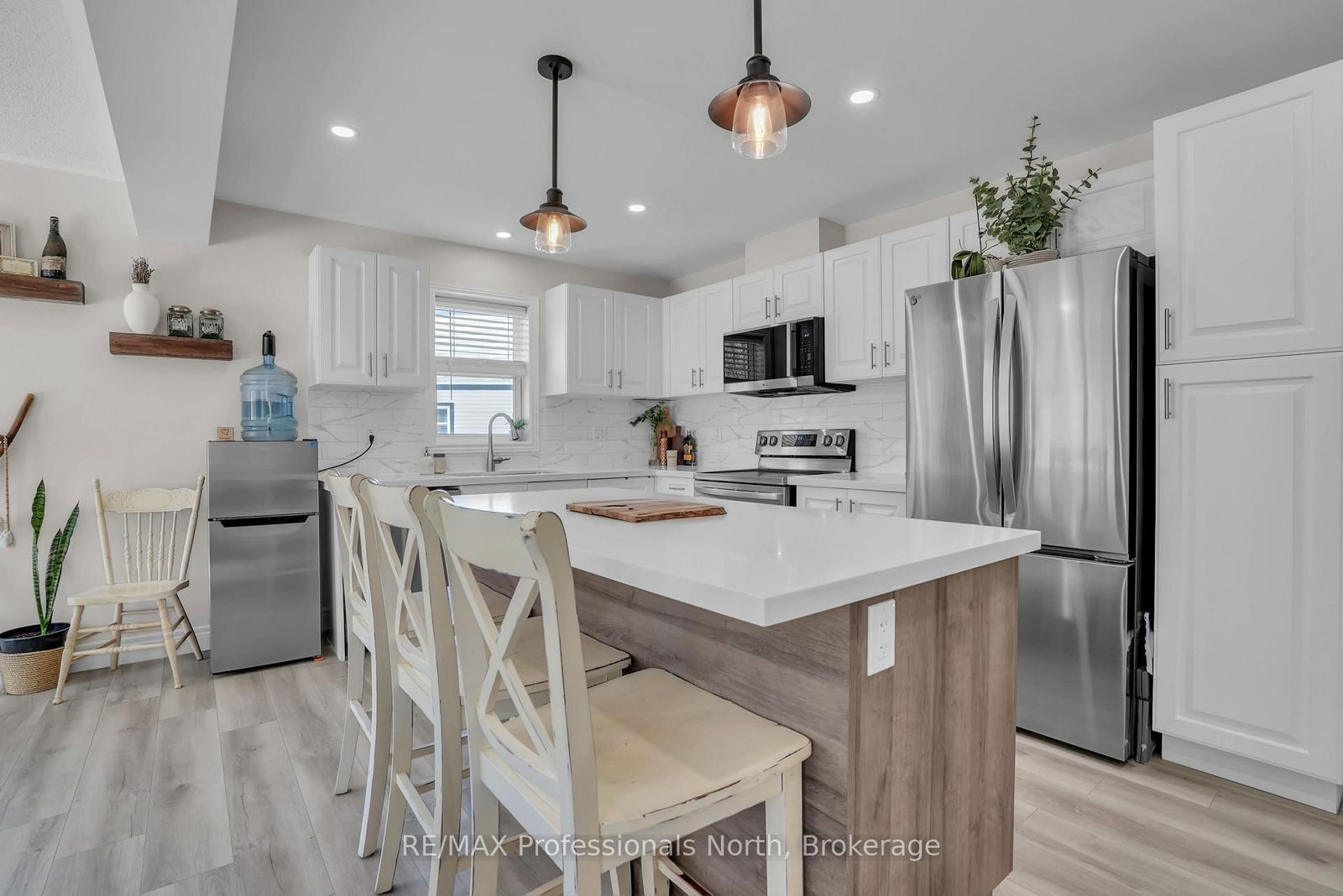 33 Whitehorn Park Road W - Photo 13