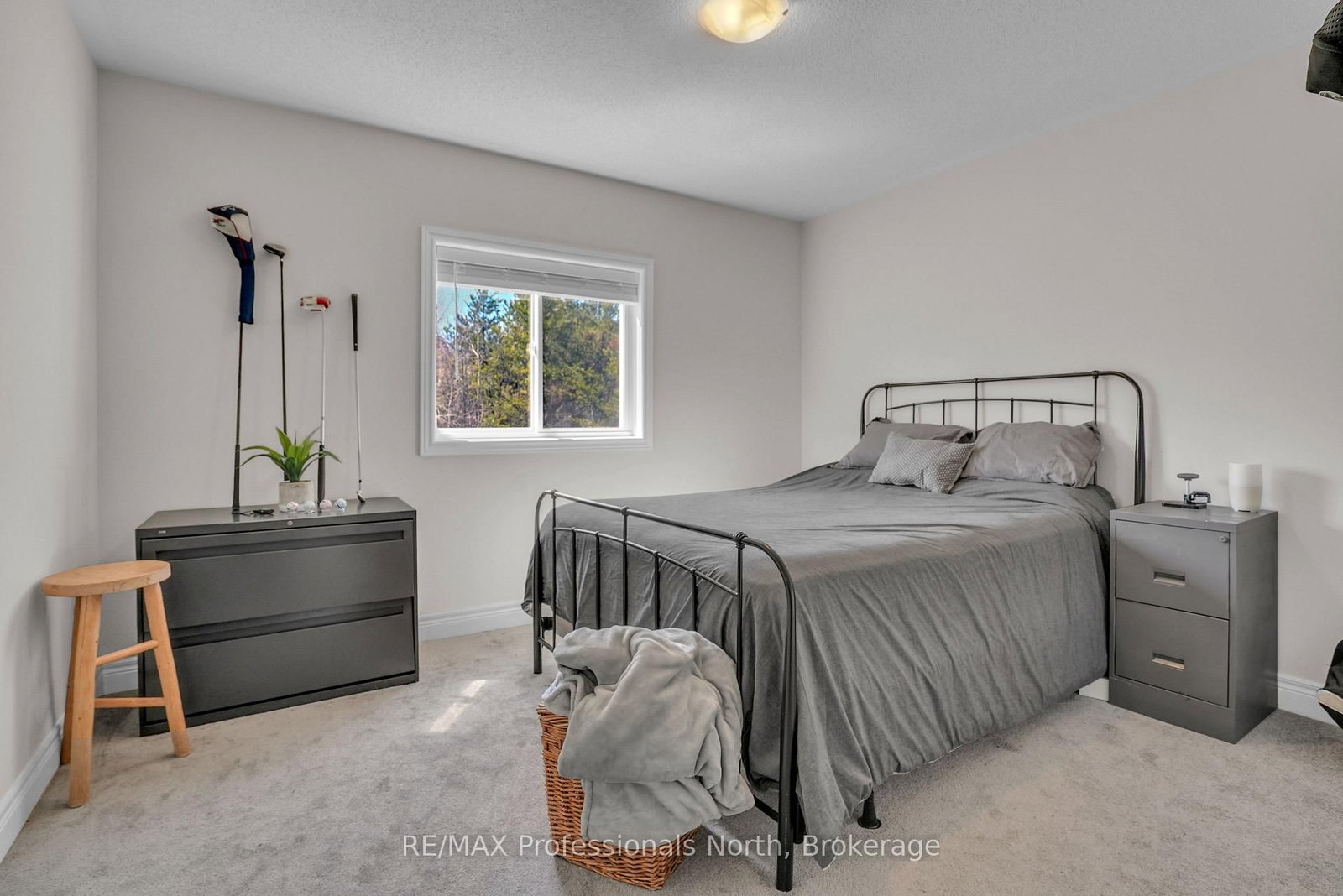 33 Whitehorn Park Road W - Photo 17