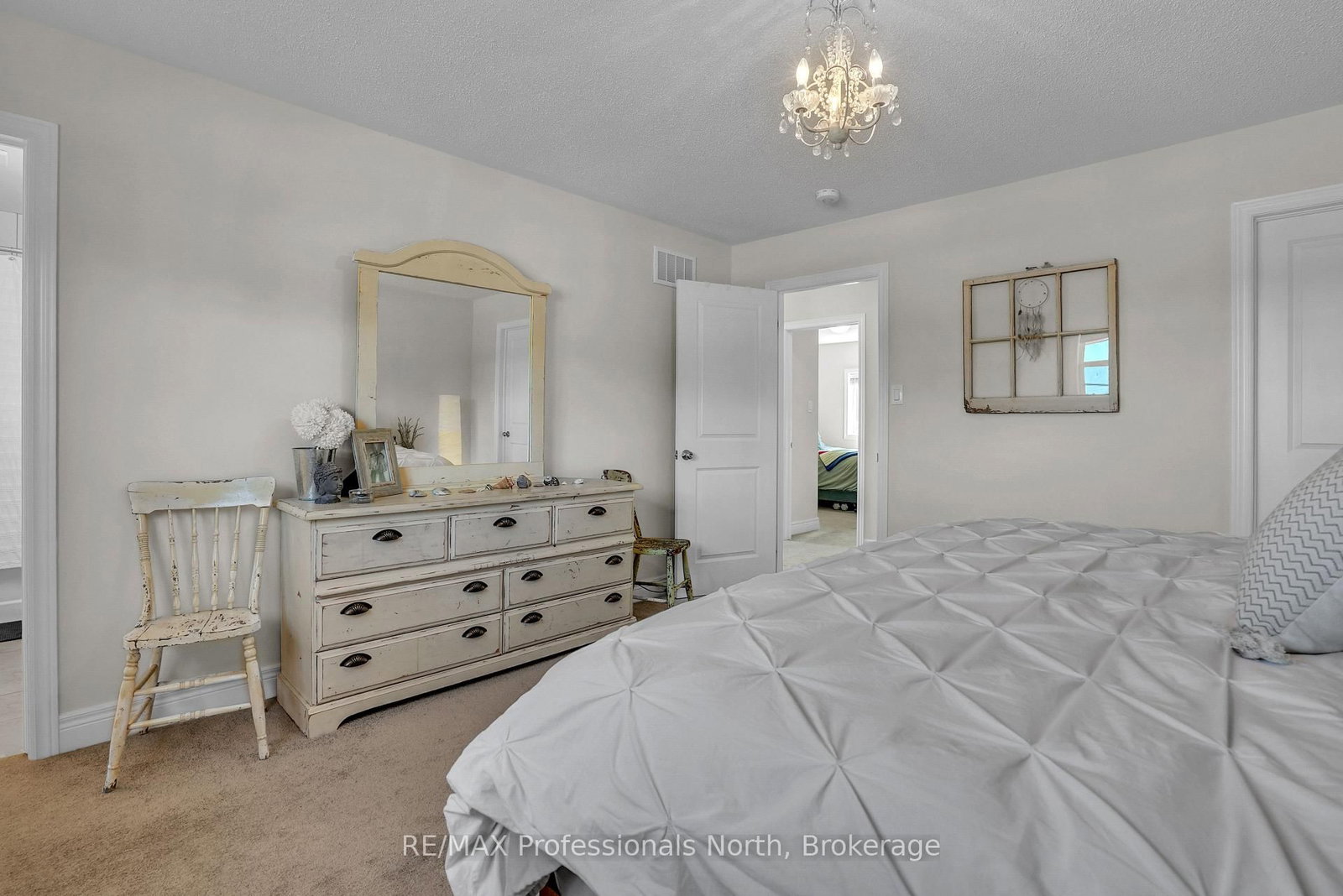 33 Whitehorn Park Road W - Photo 20