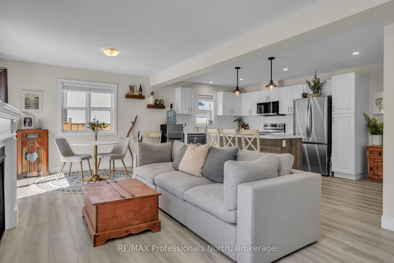 33 Whitehorn Park Road W - Photo 6