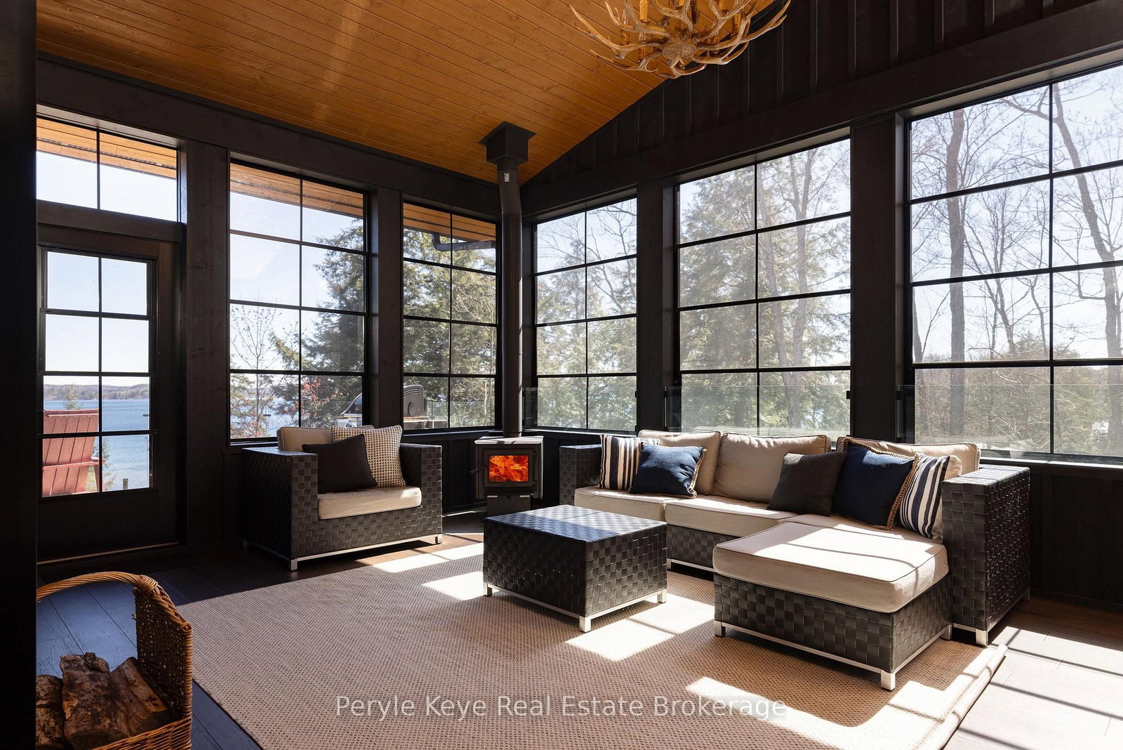 86 Claren Crescent - Photo 5