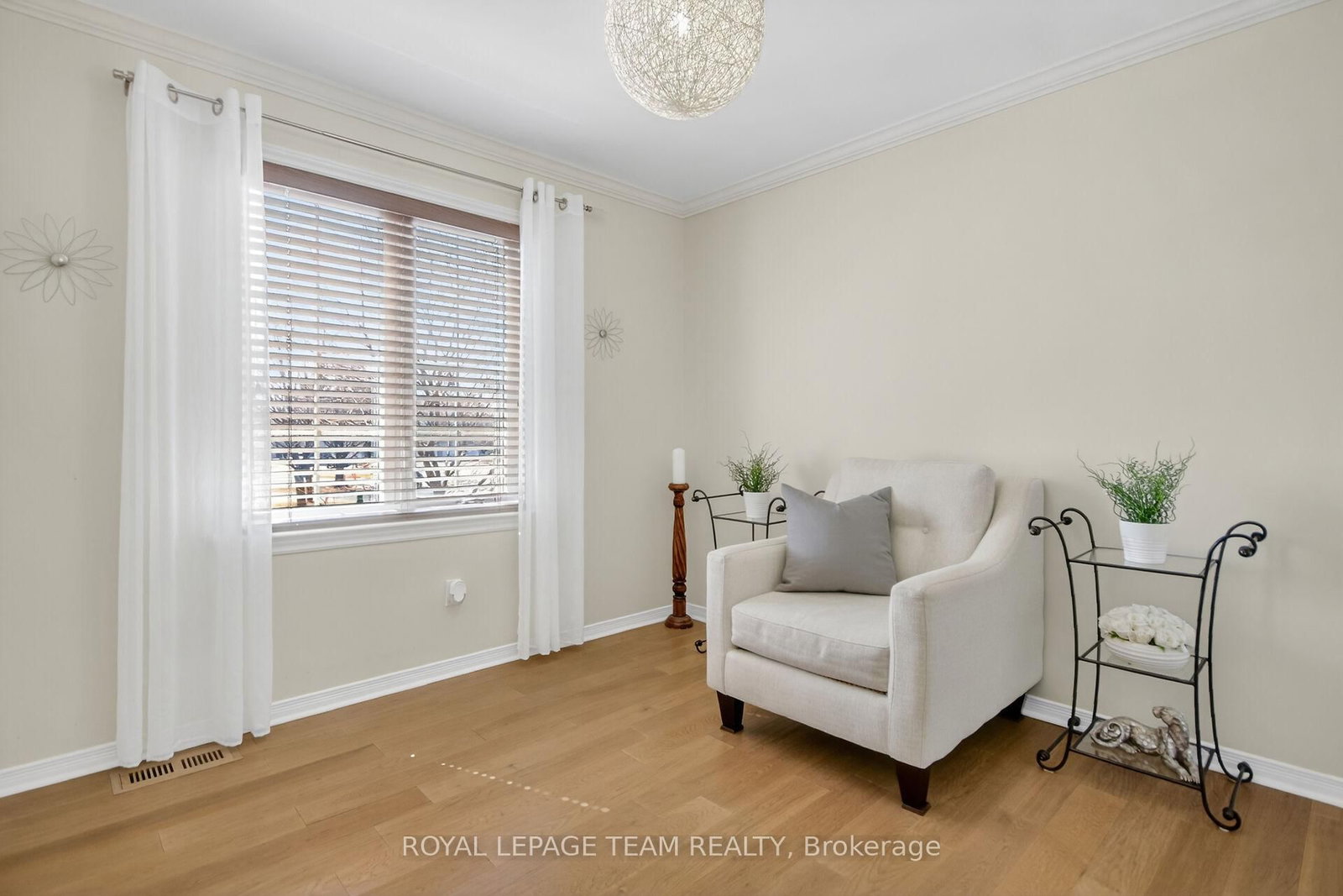 124 Macassa Circle - Photo 23