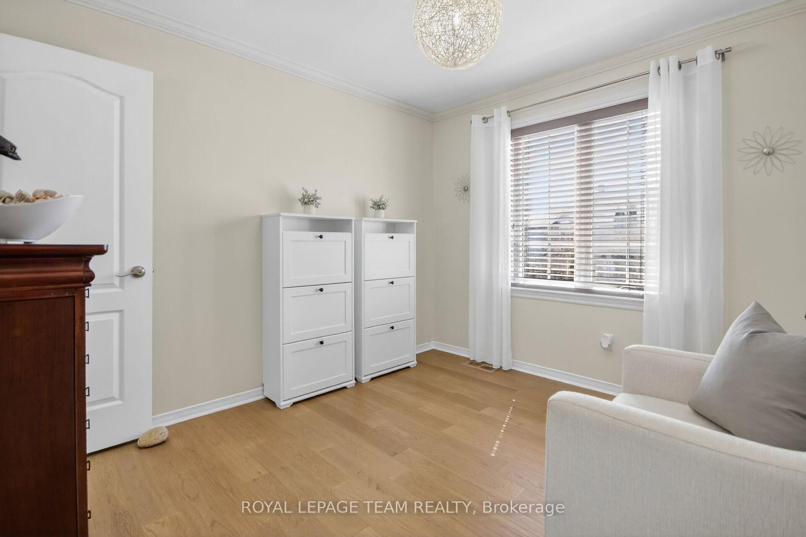 124 Macassa Circle - Photo 24