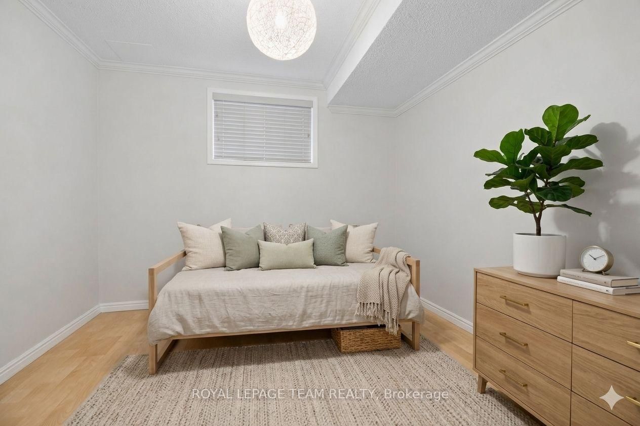 124 Macassa Circle - Photo 29