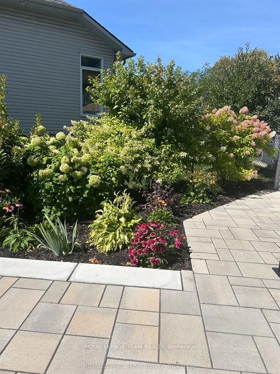 124 Macassa Circle - Photo 35