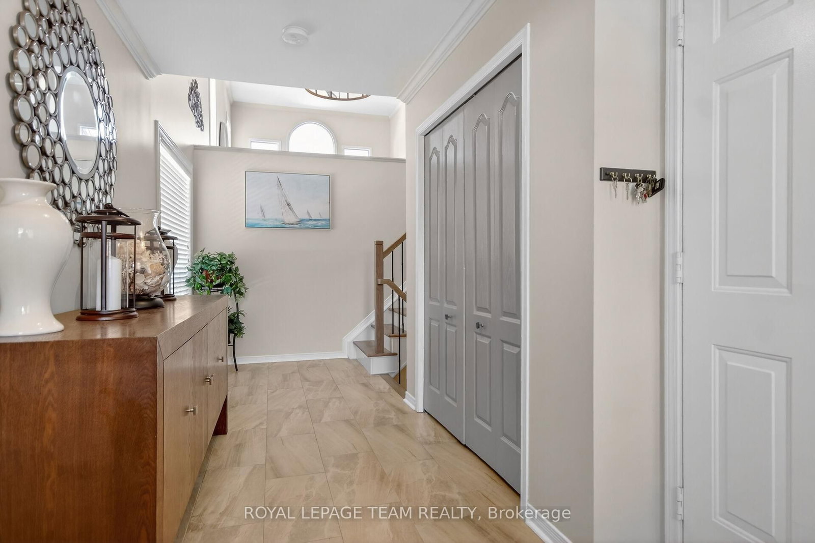 124 Macassa Circle - Photo 4