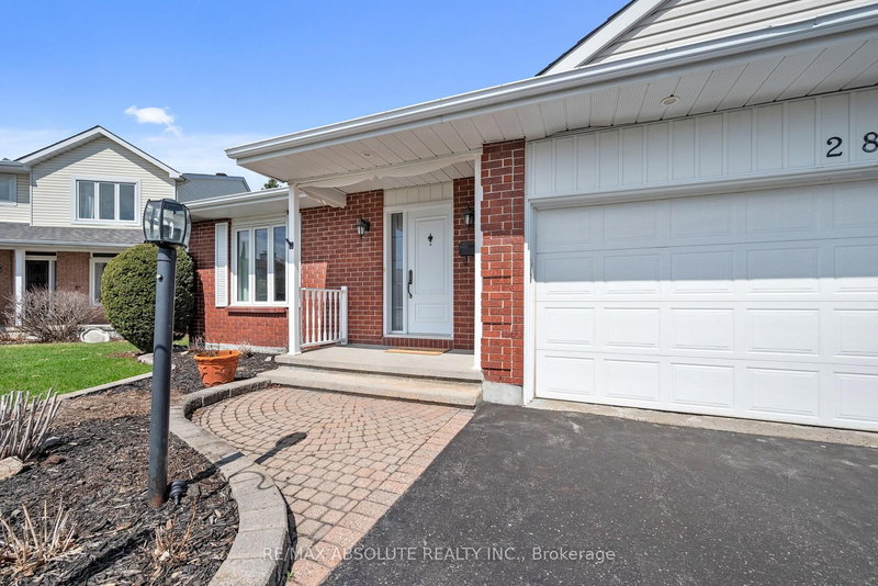 28 Halley St, Barrhaven, K2J 3W2 | Image 2