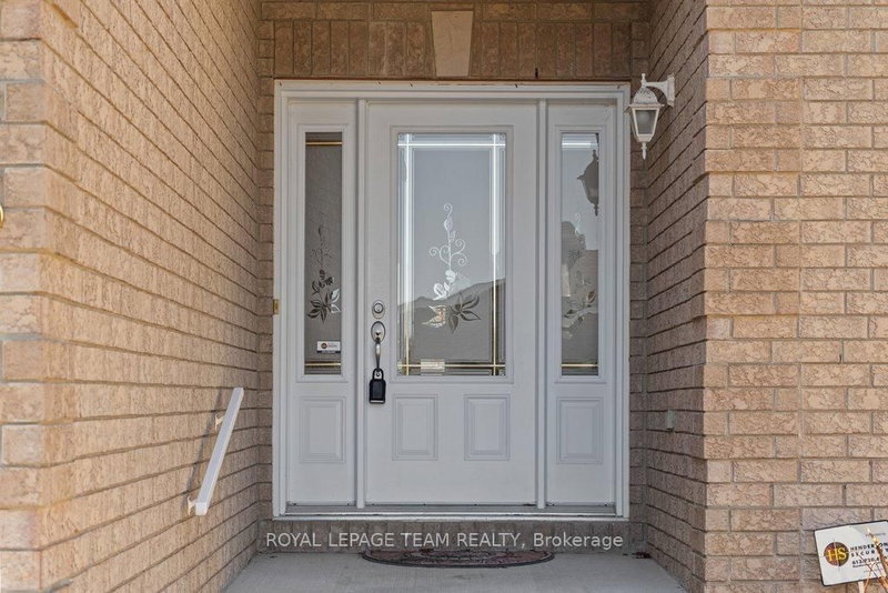 35 Wilderness Way, Ottawa, K2S 2E2 | Image 2