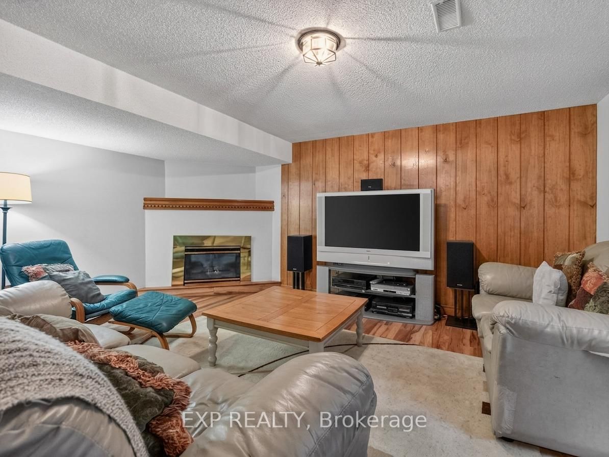 38 Capri Street - Photo 23