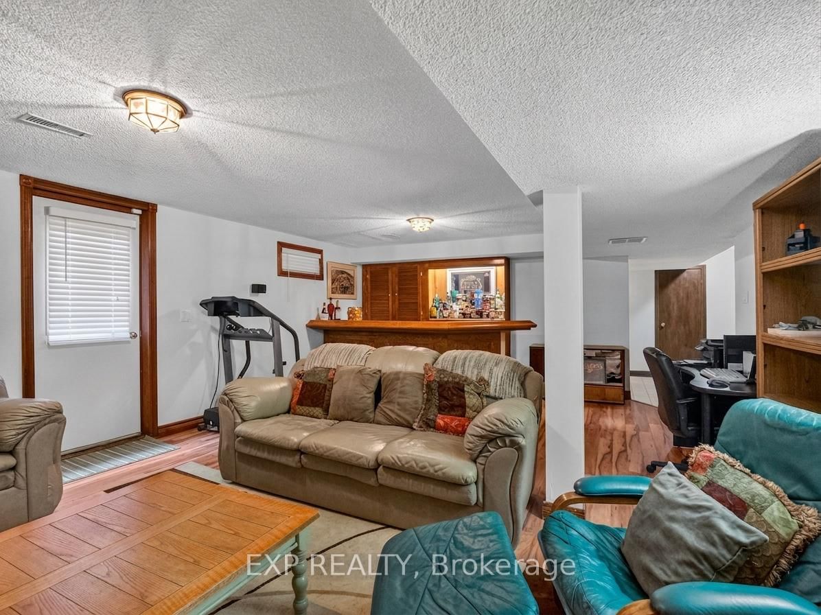 38 Capri Street - Photo 27