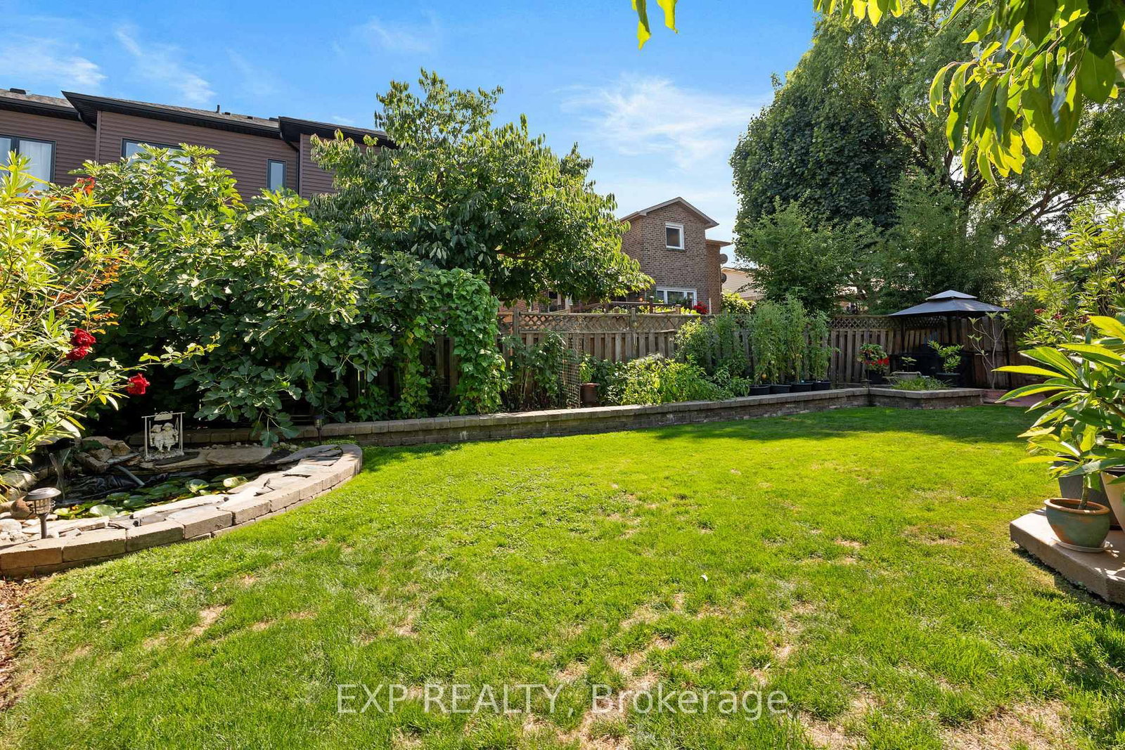 38 Capri Street - Photo 39