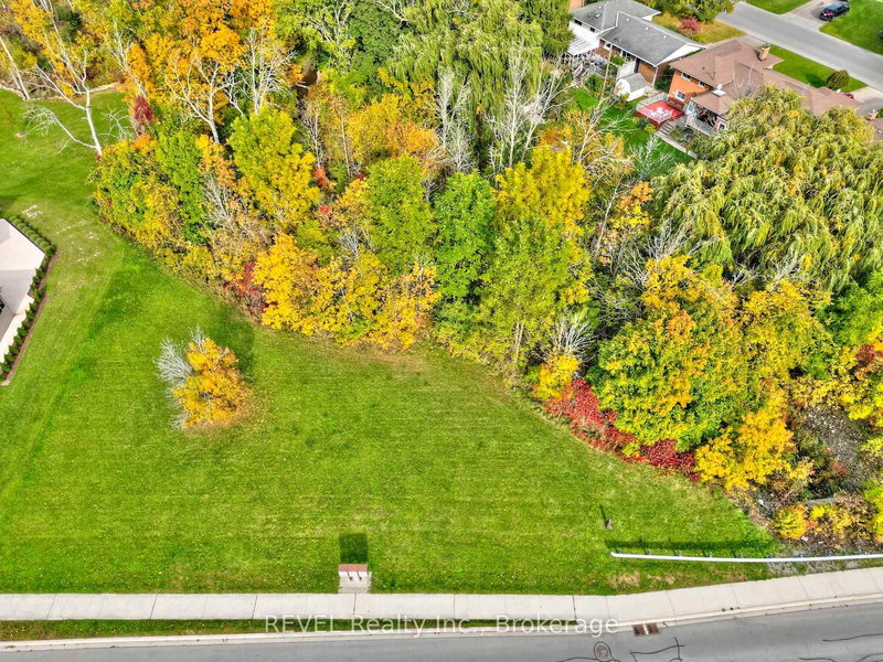 55, 59 & 63 Colbeck Dr, Welland, L3C 7B2 | Image 3