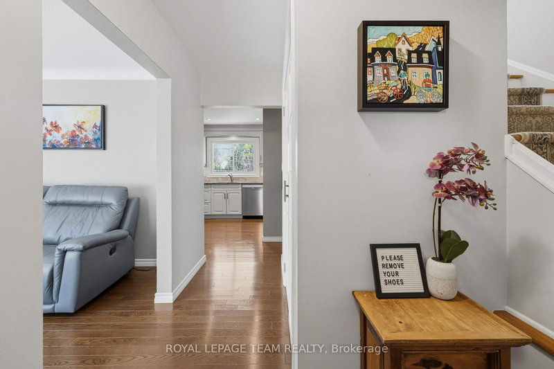 128 Welborne Ave, Kingston, K7M 4E9 | Image 3