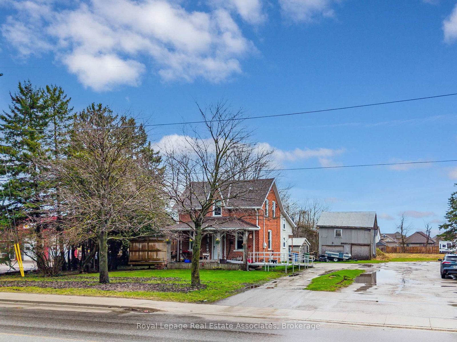 557 E Main Street • Southgate, ON photo 43
