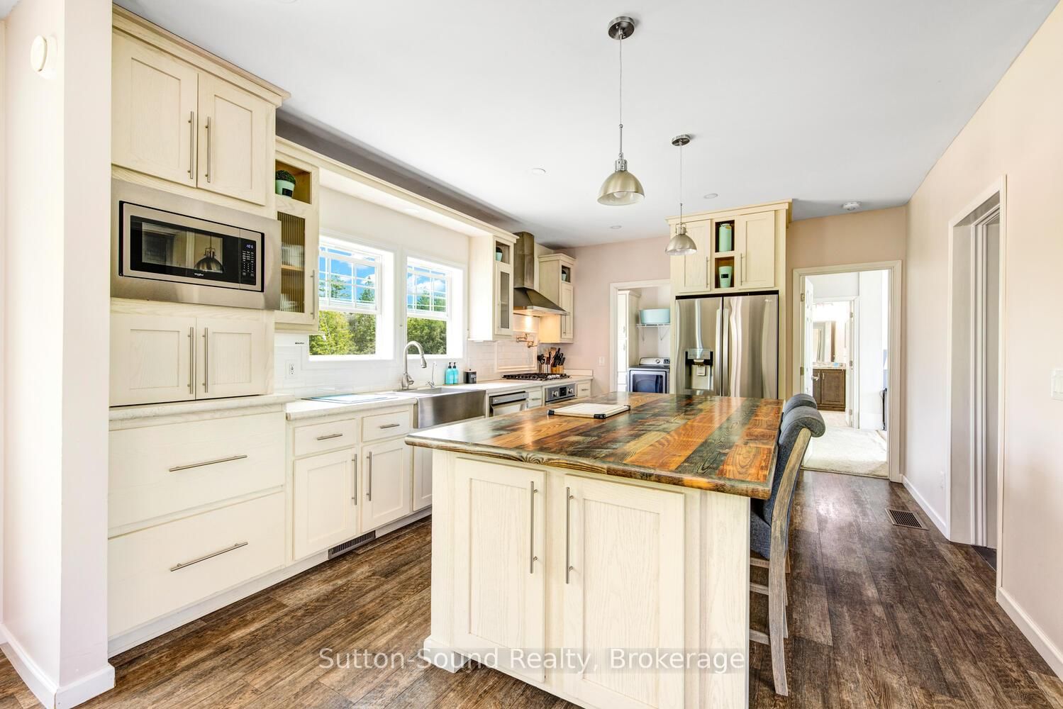 682 Dorcas Bay Road • Northern Bruce Peninsula, ON photo 9